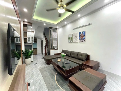  nhà đẹp   gần phố   ngõ thông rộng   sổ đỏ chính chủ   chủ hợp tác dễ chốt  1