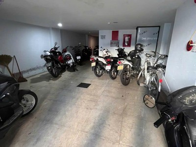 1010  chính chủ cần bán toà căn hộ 6 tầng đường man thiện - 12 phòng - giá đầu tư 3