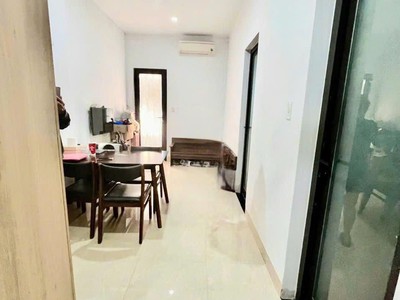1010  chính chủ cần bán toà căn hộ 6 tầng đường man thiện - 12 phòng - giá đầu tư 1