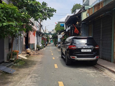 Bán nhà mặt tiền đ số 24 lê văn quới nhựa 10m thông 52m2,4 tầng 5 tỷ 2 1