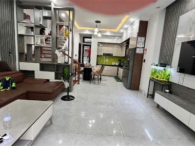 1010 siêu phẩm nhà 4 tầng - đường thi sách - nhà mới - đẹp - sang trọng - trung tâm thành phố 0