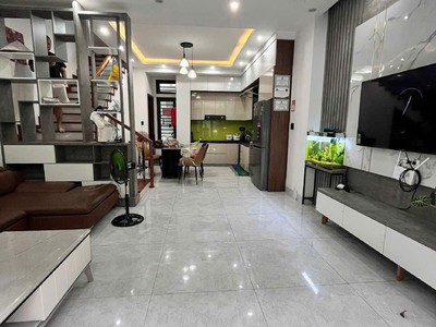 1010 siêu phẩm nhà 4 tầng - đường thi sách - nhà mới - đẹp - sang trọng - trung tâm thành phố 1