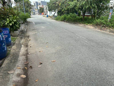 Bán đất đông hòa,chỉ 1 lô duy nhất,đường nhựa 10m thông tứ hướng,giá rẻ 4