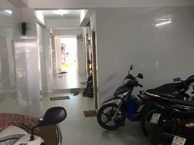 Cho thuê nhà nguyên căn MT Cao Lỗ Q.8 - 610m2 - 13 phòng - giá 75 triệu/tháng 6