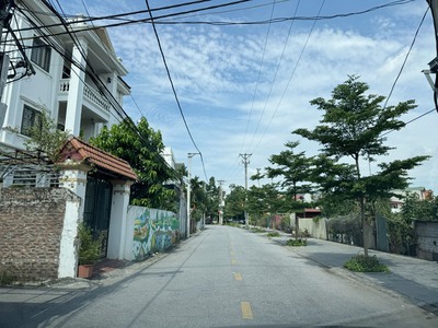 Cần bán 73m2 nhà cấp 4 mặt chính đi vào TĐC Ngọc Động. View hồ, đường ô tô tránh đỗ 3