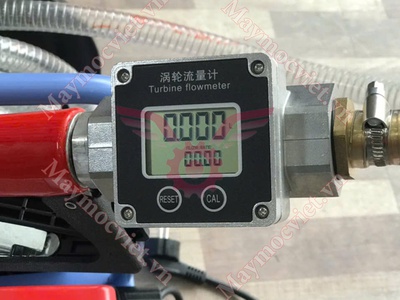 Máy bơm dầu cầm tay Turbo TBE60 giá rẻ 2