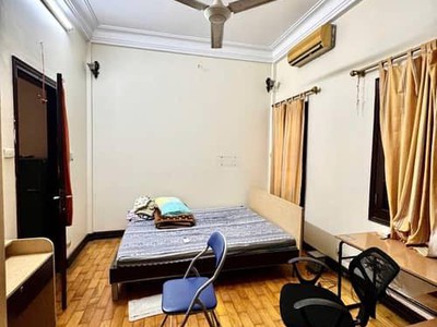 Nhà dân xây-45M 4T-phân lô-30M ra phố Hoàng Hoa Thám-ô tô đỗ cửa-nở hậu-tiện ích đỉnh 1