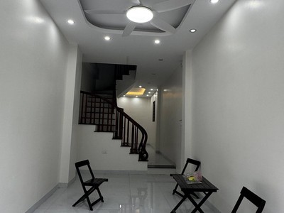 Bán gấp nhà 5 tầng tại Huyền Kỳ, Hà Đông. Ô tô đỗ cửa 2