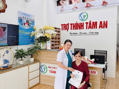 Máy trợ thính sạc pin - Giải pháp mới cho người cao tuổi 0