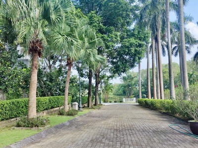 Cần bán lô đất vàng trung tâm  HÒA LẠC - Đối diện đại học quốc giaI  Đón sóng Metro số 5 khởi côn 3