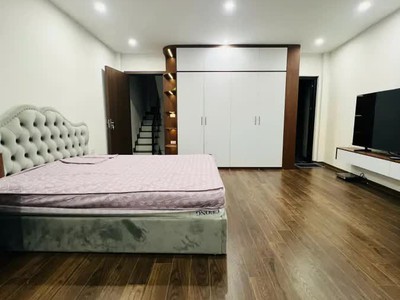 Bán nhà đội cấn 39m2 7 tầng. mặt tiền 4.8m. giá 12 tỷ ba đình hà nội . 1