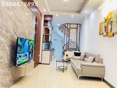 Bán nhà yên lộ 40m2, 5 tầng gần ô tô, ngõ thông, nhà mới ở ngay. 1