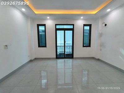 Bán nhà yên lộ 35m2, 5 tầng lô góc, gần kđt đô nghĩa, nhà mới ở ngay. 3