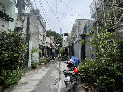 Nhà ngay ngã tư hàng xanh xô viết nghệ tĩnh đoạn 2 chiều, hẻm ô tô 4