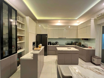 Bán nhà mặt tiền kinh doanh 3 tầng 110m2 5x22m chỉ 13 tỷ gần man thiện tăng nhơn phú a thủ đức 1