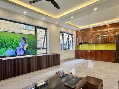  bán nhà mới tinh đẹp lung linh   mặt tiền rộng   62m   lô góc   6 tầng thang máy   13 tỷ   ô tô 0