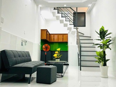 Gần chợ hẻm 3.5m thông 27m   3.2x8,4  2tầng mới 100 ở ngay nhỉnh 3 tỷ 1