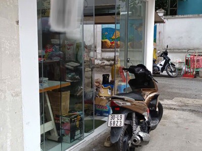 Cho thuê nhà tầng 1 trung tự 25m  x 1 tầng, có vệ sinh riêng 8 triệu/tháng 0