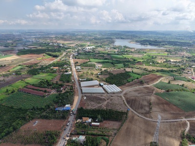 Góc 3 mặt tiền dt 997   kdl đất rồng 6.700m , có 2.580m  thổ cư   giá đầu tư chỉ 3,9tr/m 0