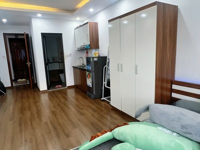 Chính chủ cho thuê - còn 1 phòng duy nhất tại đầu ngõ 204 kim giang, chỉ cách đh thăng long 10  đi 1