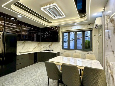Nhà nguyễn ảnh thủ, hẻm ô tô quay đầu, 70m2 5 tầng 5pn, sổ hồng. nhỉnh 7 tỷ 3