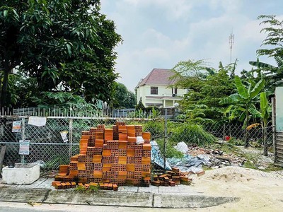 Vị trí đắc địa  đất thổ cư 200m2 hóc môn lê thị hà, sổ hồng, 8.5 tỷ 2