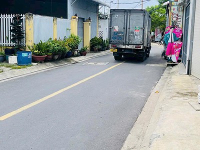 Vị trí đắc địa  đất thổ cư 200m2 hóc môn lê thị hà, sổ hồng, 8.5 tỷ 0