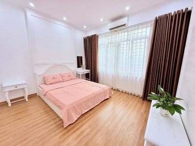 Cho thuê nhà nguyên căn chính chủ   văn chương 2 đống đa 1