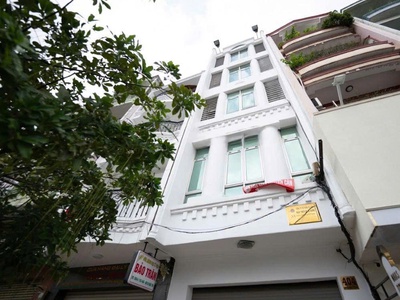 Cho thuê nguyên căn - hoàng diệu, q.4- 65 triệu/ tháng 0