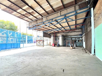 Bom tấn nhà xưởng mặt tiền kinh doanh ql1a 1600m2 ngang khủng 27m 2 tầng 85 tỷ 1