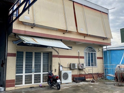 Bom tấn nhà xưởng mặt tiền kinh doanh ql1a 1600m2 ngang khủng 27m 2 tầng 85 tỷ 4