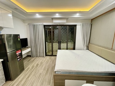 Cho thuê Căn hộ Apartmen tại ngõ 193 Trích Sài, Tây Hồ. Ngõ rộng ban công View hồ. Chỉ 6.5tr 0