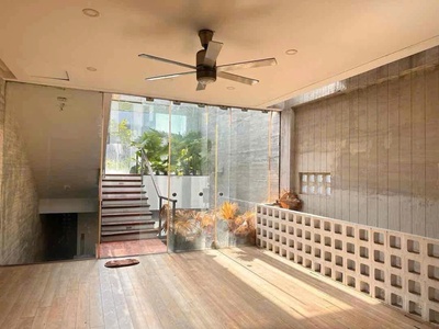  Siêu phẩm 4 tầng đường 34m Nguyễn Hữu Thọ - Diện tích lớn trên Trục đường thương mại  4