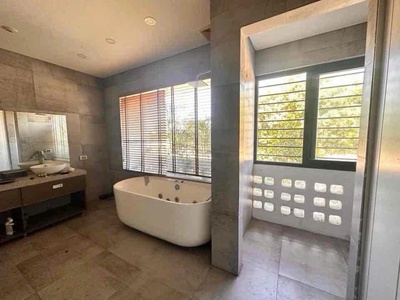  Siêu phẩm 4 tầng đường 34m Nguyễn Hữu Thọ - Diện tích lớn trên Trục đường thương mại  6