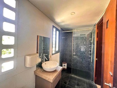  Siêu phẩm 4 tầng đường 34m Nguyễn Hữu Thọ - Diện tích lớn trên Trục đường thương mại  9