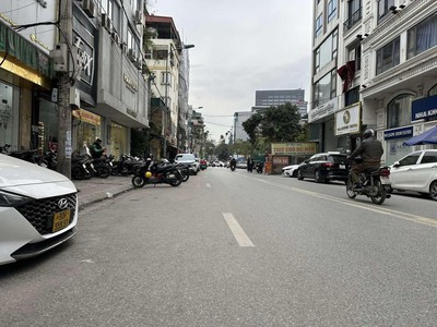  hàng hiếm trung tâm đống đa   nhà đẹp 8 tầng có thang máy   kinh doanh dòng tiền 90tr/tháng  1