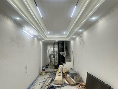 Mặt phố, gần phạm văn đồng - thang máy - kinh doanh hút lộc 3