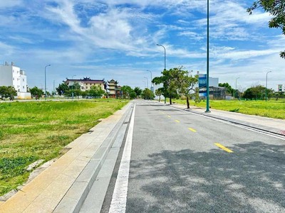 Bán gấp đất nam rạch chiếc- kế bên soho global trung tâm mới q2 cũ 4