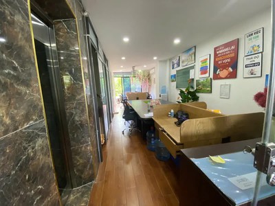 Bình minh garden đức giang 95 m2 x 5 tầng mặt tiền 5m,25.9 tỷ long biên.nhà 2 mặt tiền trước sau. 0