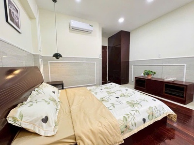 Bán nhà hxh 6m hồ văn huê, phú nhuận   khu vip phân lô   5 tầng  4x25    tặng full nội thất   chỉ 3