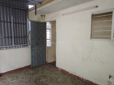 Cho thuê nhà nguyên căn tại số 16, ngách 88/105 trần quý cáp, p.văn miếu- qtg, hà nội. 4
