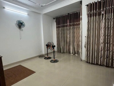 Cần căn nhà 4 tầng diện tích  đất : 100m2 ngang 5m đường  lý thái tông , p thanh khê tây , tp  đà 2