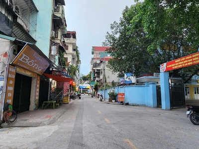 Cần bán nhà ngọc lâm long biên 2
