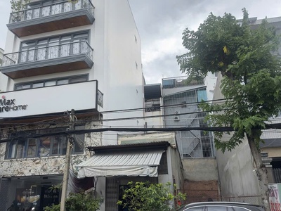 Bán lô đất mặt tiền số 79 - quận 7 - 78m2 - giá 15.5 tỷ 0