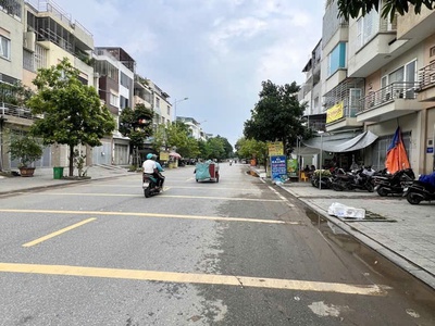 Bán nhà KDT Văn Phú Hà Đông 80m2x5t MT5m. Vỉa hè - Đường 24m. Giá 20,5 tỷ 3