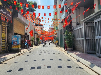 Cần bán tòa ccmn cao cấp tại long biên 2