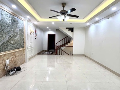 Kđt văn phú hà đông 70m  vip hà đông   vẻ hè mặt tiền rộng nở hậu  kinh doanh 1