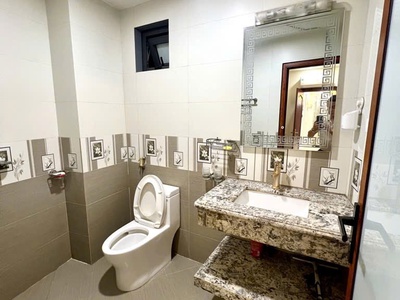 Kđt văn phú hà đông 70m  vip hà đông   vẻ hè mặt tiền rộng nở hậu  kinh doanh 3