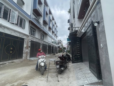 Chỉ hơn 6 tỷ, có ngay nhà HXH Bình Thành, BHHB, Bình Tân, 60m2, 5 tầng, mới cong 5