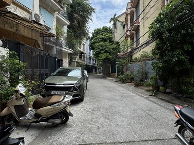 Nhà Phân Lô cao cấp Ba Đình, vỉ hè ô tô tránh, 108m2 MT7m 40.8 tỷ 0